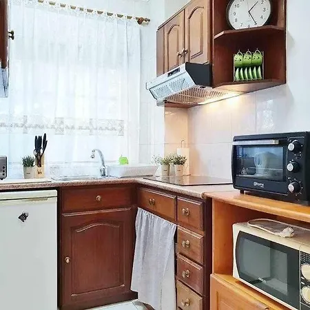 La Vie En Rosa Apartment *