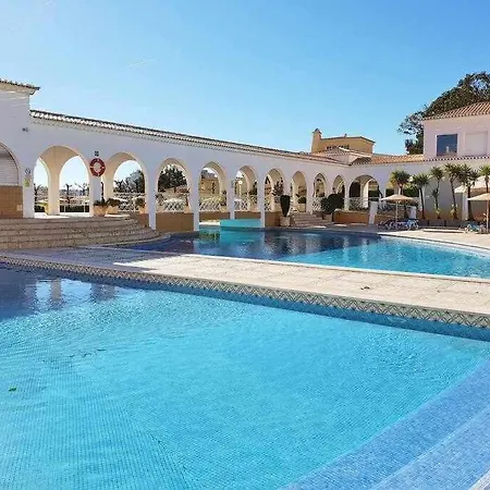 La Vie En Rosa Portimao