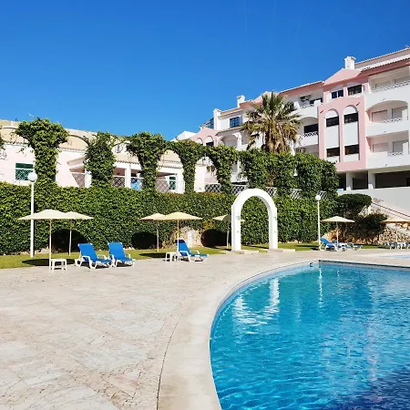 La Vie En Rosa * Portimao